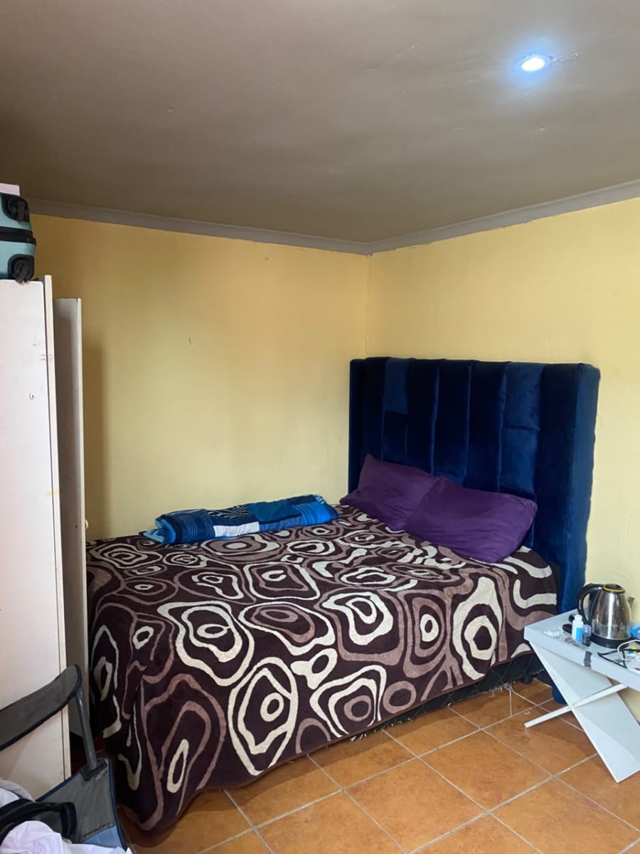 4 Bedroom Property for Sale in Umrhabulo Triangle Western Cape